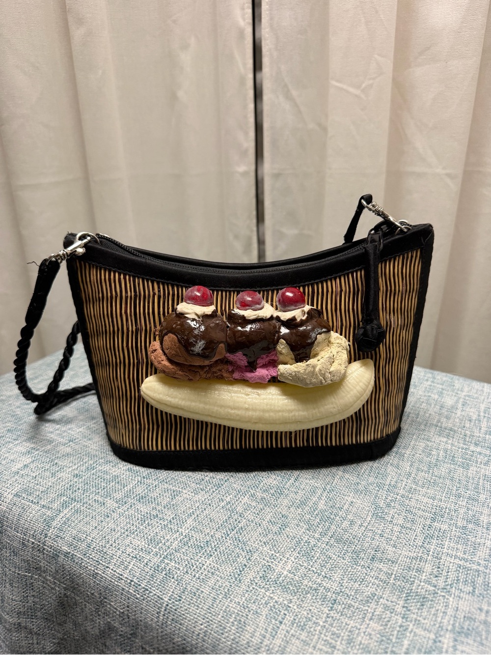 Vintage 3D Banana Split Ice Cream Novelty Wicker Shoulder Bag Y2K